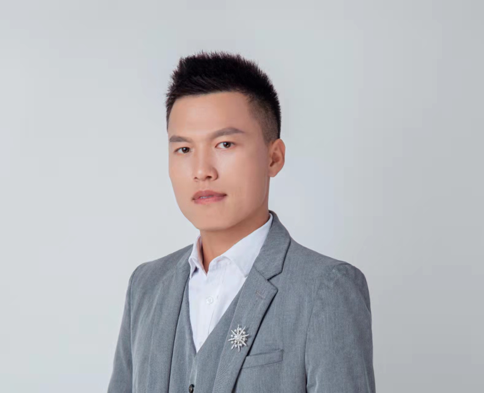 周洋